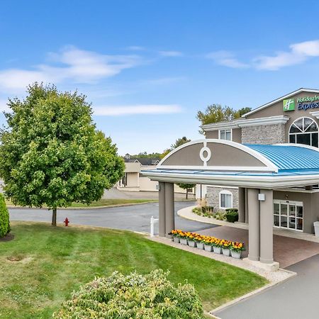 Holiday Inn Express Hartford-Newington By Ihg Dış mekan fotoğraf
