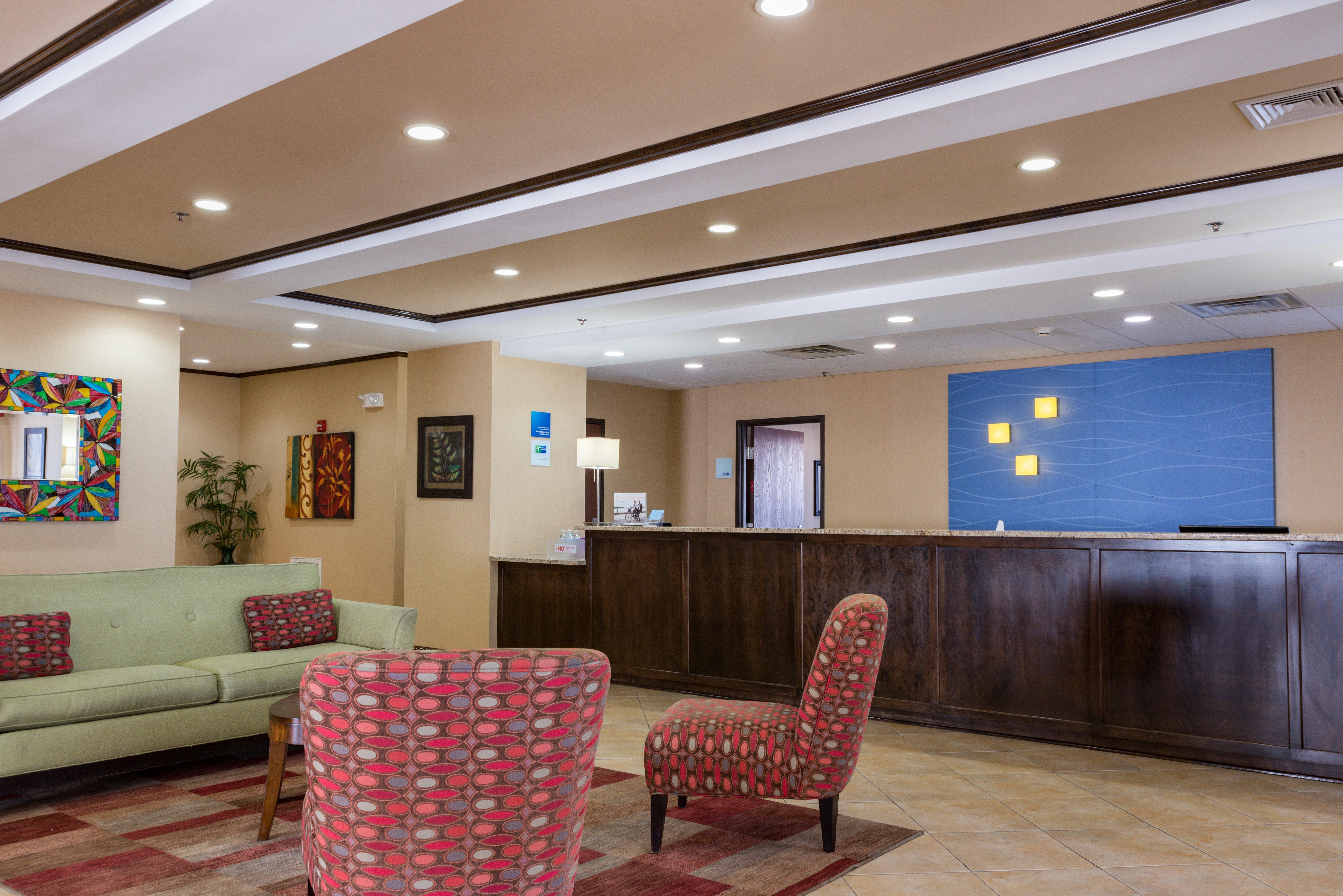 Holiday Inn Express Hartford-Newington By Ihg Dış mekan fotoğraf
